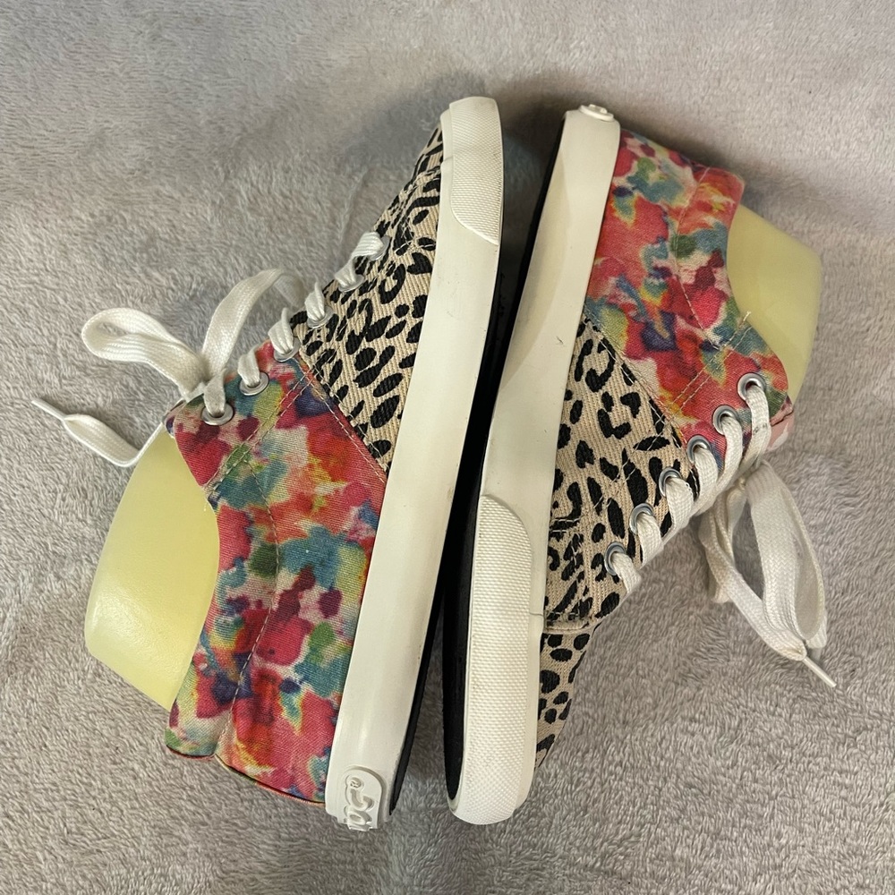 ROCKET DOG SNEAKERS TYE DYE / ANIMAL PRINT LADIES SIZE 7.5
